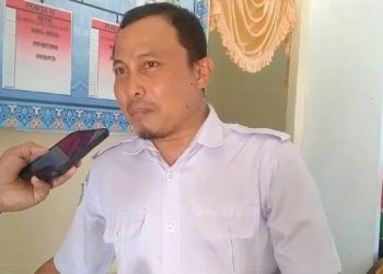 Ketua Persatuan Ahli Gizi Indonesia (Persagi) Bone Bolango, Nurdin Dali saat diwawancarai, Rabu (13/12/2023).