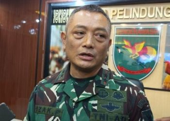 Pangdam XVII/Cenderawasih Mayjen TNI Izak Pangemanan. (ANTARA/Evarukdijati)