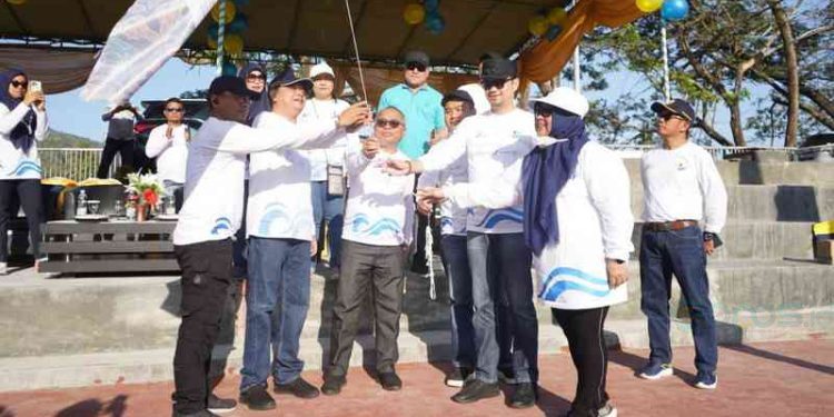 kegiatan pencanangan Hari Bakti PUPR ke 78, Jumat (01/12/2023) di Lapangan Kecamatan Dumbo Raya