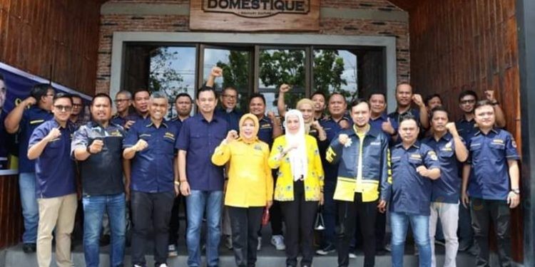 Pelantikan DPD AMPI Gorontalo oleh DPP AMPI, Jerry Sambuaga, bertempat di Domestique, Kota Gorontalo, Kamis (30/11/2023). (istimewa)