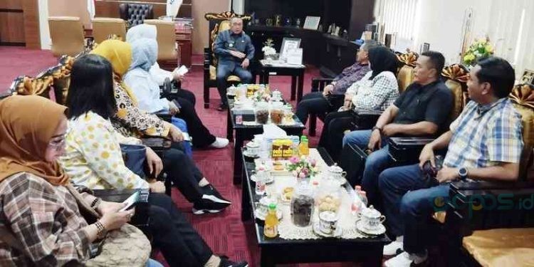 Pemerintah Kota Gorontalo melabuhkan tujuannya ke Kota Ternate Maluku Utara untuk belajar pengelolaan wisata budaya kota tua.