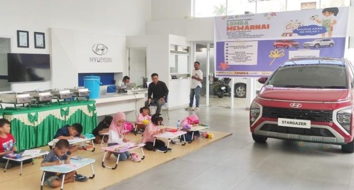 Hyundai Gorontalo menggelar Showroom Event lomba mewarnai, Sabtu (16/12/2023) (muhajir/gopos)