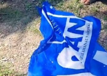 Tangkapan Layar video viral atribut partai yang dicopot oknum Caleg Gerindra, dapil Boalemo-Pohuwato, Rabu (20/12/2023).