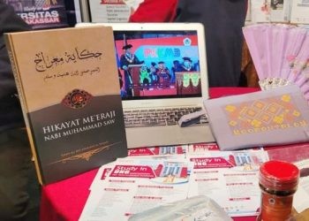 Kitab Me'eraji dalam pameran Go Abroad Fair, di Utrecht, Belanda yang dilaksanakan pada tanggal 24 sampai dengan 25 November 2023.