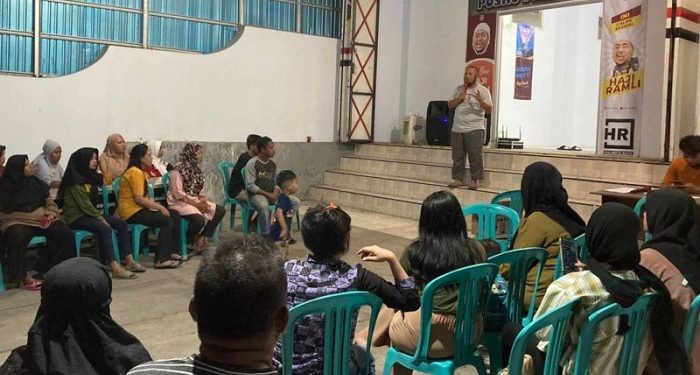Haji Ramli saat memberikan sambutan di hadapan massa pendukungnya. (foto.istimewa)