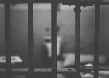 Ilustrasi Penjara. Pixalab