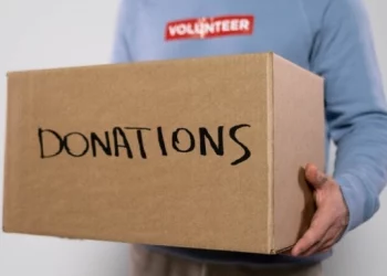 ilustrasi sedekah (pexels.com/cottonbro studio)