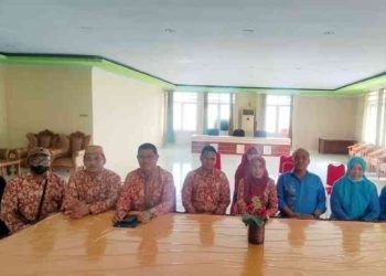 Pertemuan terbatas antara pihak Rumah Sakit Aloei Saboe dan Persatuan Perawat Nasional Indonesia (PPNI) Provinsi Gorontalo di RSAS Kota Gorontalo.