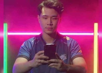 Youtuber gaming, Jess No Limit mengumumkan dirinya Comeback di dunia e-sport.