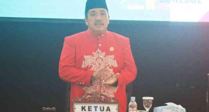 Ketua DPRD Bone Bolango, Halid Tangahu saat hadir di Sidang Paripurna HUT ke-21 Bone Bolango di Ruang Sidang Paripurna DPRD Bone Bolango, Sabtu (28/1/2024).