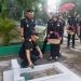 Memperingati Hari Bakti Imigrasi Gorontalo Ke-74, Kanwil Kementerian Hukum dan Ham Gorontalo melaksanakan Tabur bunga di taman makam pahlawan, Desa Pentadio Kecamatan Telaga, Kabupaten Gorontalo, Rabu (24/1/2024).