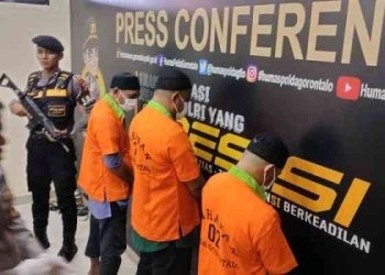 Konferensi pers kasus penangkapan pengedar narkoba, di Bidang Humas Polda Gorontalo, Kamis (25/1/2024). (Foto: Putra/Gopos)