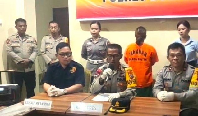 Kapolres Boltim AKBP Sugeng Setyo Budhi saat memimpin konferensi pers terkait kasus pembunuhan bocah 8 tahun, Jumat (19/1/2024). (F. Agung Laite Mokodompit /BoganiNews.com for Gopos.id)
