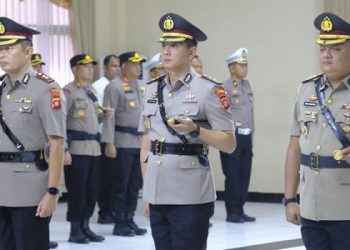 Serah terima jabatan Kapolres Gorontalo, dan Kapolres Boalemo, yang berlangsung di Aula Titinepo Polda Gorontalo, Rabu (3/1/2024)