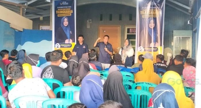 Rakhmatiyah Deu menyapa masyarakat Tilongkabila yang diselenggarakan dalam bentuk diskusi bersama masyarakat (istimewa)