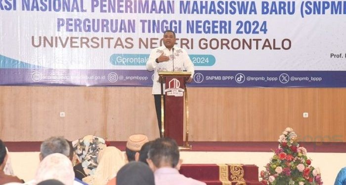 Raktor UNG, Eduart Wolok (dok. ung)