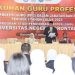 Rektor UNG, Eduart Wolok memberikan sambutan pada pengukuhan lulusan PPG UNG (dok. ung)