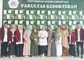 Lima mahasiswa Fakultas Kedokteran UNG berhasil lulus tanpa skripsi setelah keputusan internal fakultas karena lima mahasiswa tersebut berprestasi di ajang PIMNAS 2023 (dok. ung)
