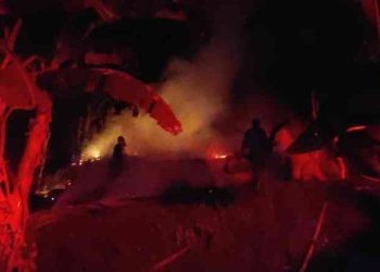 Satu unit Rumah di Desa Tutuwoto Kecamatan Anggrek Kabupaten Gorontalo Utara ludes terbakar. 