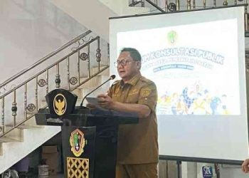 Wali Kota Gorontalo, Marten Taha, membuka secara resmi Forum Konsultasi Publik Rencana Kerja Pemerintah Daerah (RKPD) tahun 2024 di Warkop Amal Kota Gorontalo 20 Februari 2024