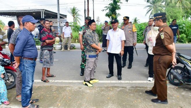 Bupati Pohuwato Saipul Mbuinga bersama Forkopimda memantau langsung proses Pemilu di Pohuwato.