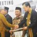 Penyerahan Rekomendasi LKPD oleh Kepala BPK Provinsi Gorontalo ke Wakil Wali Kota Gorontalo, Ryan Kono. (Putra/Gopos)