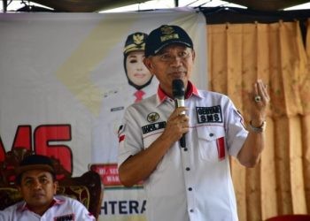 Bupati Pohuwato, Saipul Mbuinga, Memberikan Sambutan Gebyar SMS Jilid IV, di Kecamatan Wanggarasi, Pohuwato, Rabu (28/2/2024). (F Humas Pemda Pohuwato)