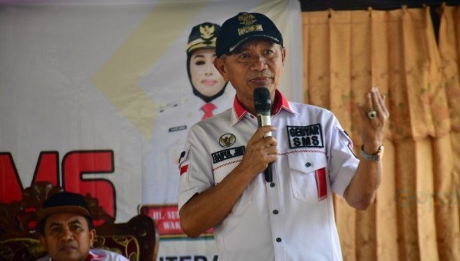 Bupati Pohuwato, Saipul Mbuinga, Memberikan Sambutan Gebyar SMS Jilid IV, di Kecamatan Wanggarasi, Pohuwato, Rabu (28/2/2024). (F Humas Pemda Pohuwato)