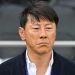 Pelatih Timnas Indonesia, Shin Tae-yong (STY) memimpin tim di Piala Asia 2023 Qatar. [HECTOR RETAMAL / AFP]