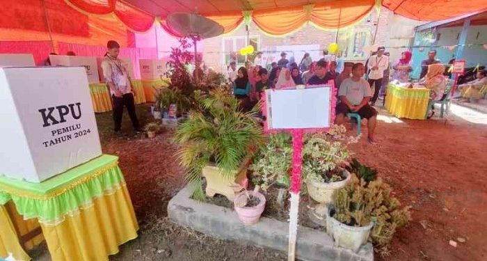 TPS (Tempat Pemungutan Suara) 02 di Desa Bulotalangi Barat, Kecamatan Bulango Timur, Bone Bolango.