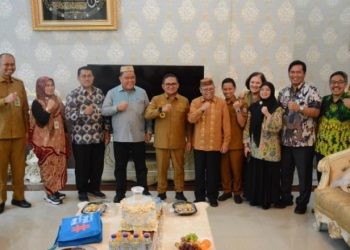 Kegiatan advokasi dari Kemenkes RI bersama Dinas Kesehatan Provinsi Gorontalo dan jajaran Kemendagri terkait penerapan Perda Kawasan Tanpa Rokok di rumah jabatan Wali Kota Gorontalo, Senin (12/2/2024).