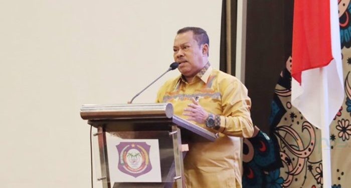 Ketua DPRD Provinsi Gorontalo, Paris RA Jusuf memberikan sambutan pada forum konsultasi publik rancangan RKPD Provinsi Gorontalo tahun 2025, Selasa (20/2/2024) (hms)