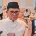 Walikota Gorontalo, Marten Taha diwawancarai awak media, Sabtu malam di Rumah Dinas Walikota Gorontalo, 23/3/2024