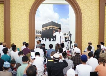 Tarawih keliling (Tarling) malam ke-2 Ramadan yang digelar Pemerintah Kota Gorontalo berlangsung di Masjid Darul Arqam Kota Gorontalo, Selasa (12/03/2024) malam.