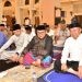Walikota Gorontalo Marten Taha dan Penjagub Gorontalo Ismail Pakaya saat safari Ramadan perdana di Masjid Baiturrahim Kota Gorontalo.(f. humasprov)