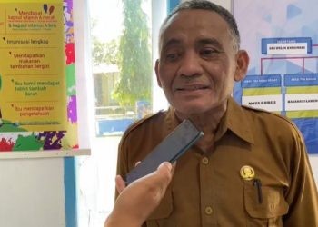 Kepala Dinas Sosial P3APPKB Bone Bolango saat diwawancarai usai mendampingi Tim Penilai Kampung KB dari BKKBN Provinsi Gorontalo di Desa Lombongo, Kecamatan Suwawa Tengah, Selasa (26/3/2024).