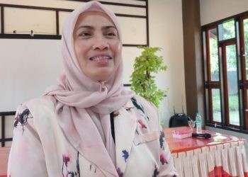 Politisi Golkar, Meyke Camaru saat diwawancarai awak media tentang Hari Perempuan Internasional, Jumat (8/3/2024) (muhajir/gopos)