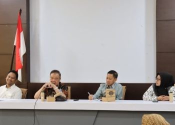 Rapat Pansus Deprov Gorontalo bersama Direktur dan jajaran Rumah Sakit Ainun Habibie, Sabtu (9/3/2024) (age/hms)