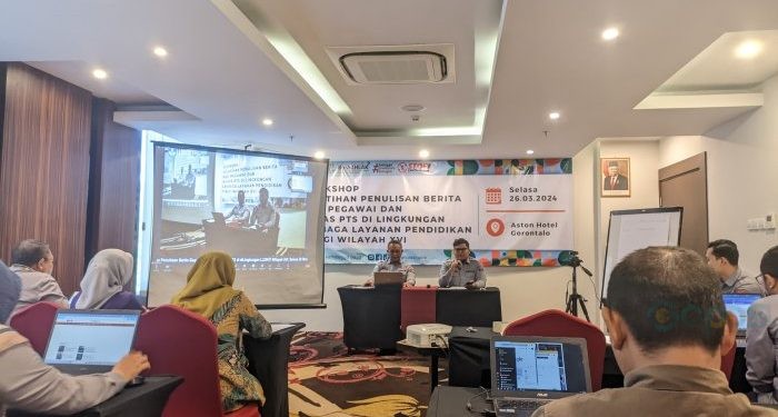 Workshop pelatihan penulisan berita yang dilaksanakan oleh LLDIKTI Wilayah 16, Selasa (26/3/2024) (hms/unbita)