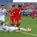 Winger Timnas Indonesia U-23, Witan Sulaeman mendapat tekel dari pemain Uzbekistan selama pertandingan semifinal Piala Asia U-23 2024 di Stadion Abdullah bin Khalifa, Doha, Senin (29/4/2024) malam WIB. [Dok. Tangkapan Layar/Vision+]