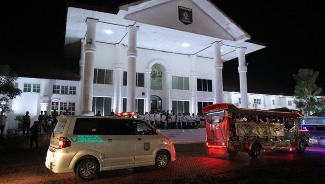 Sedikitnya 150 mobil hias melakukan pawai takbir untuk menyambut Idul Fitri di Kabupaten Asahan, Selasa (9/4/2024).