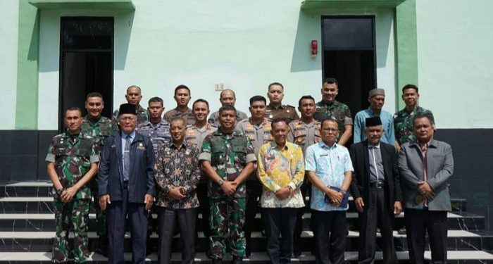 Forkopimda Asahan ketika menerima Kunker Danrem 022/Pantai Timur, Kolonel Inf Agustatius Sitepu di aula Kodim 0208/Asahan, Kamis (18/4/2024).