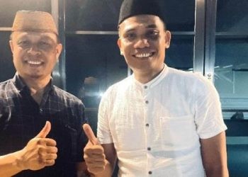 Roni Sampir dan Ketua DPC Gerindra Kabupaten Gorontalo, Tommy Ishak.(F. dok)