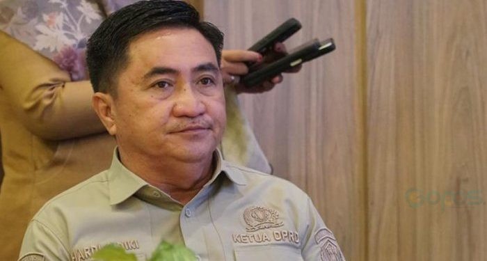 Ketua DPRD Kota Gorontalo Hardi Sidiki.