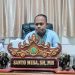 Kasi Intel Kejari Bone Bolango, Santo Musa diwawancarai awak media, Rabu (24/4/2024). (Putra/Gopos)
