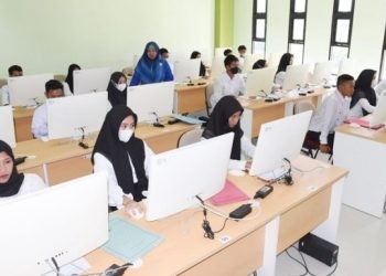 Ilustrasi ruang laboratorium kompur UNG pada pelaksanaan UTBK-SNBT (dok. ung)