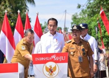 Tingkatkan Akses dan Produktivitas, Jokowi Resmikan Jalan Inpres Boalemo