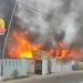 Satu rumah makan di Kelurahan Tumbihe, Kecamatan Kabila, Bone Bolango terbakar, Rabu (17/4/2024).