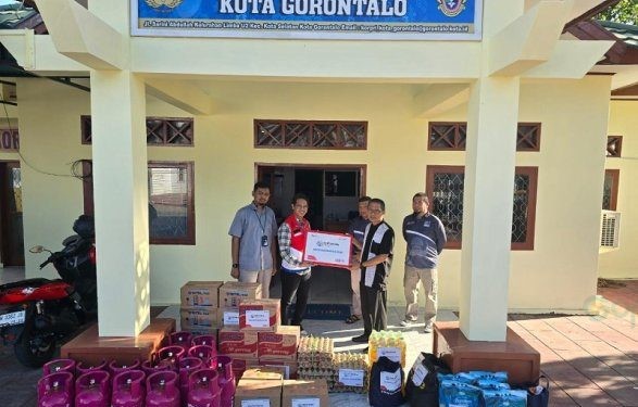 Pertamina Patra Niaga Sulawesi turut menyalurkan bantuan untuk korban banjir di Kecamatan Tolinggula, Kabupaten Gorontalo Utara.