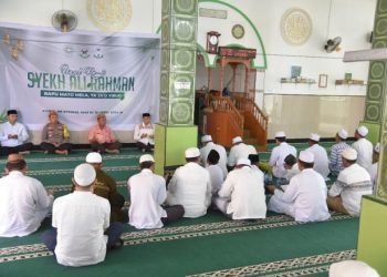Suasana Haul ke-3 Syekh Ali Rahman yang digelar ole Majelis Muhyin Nufuus Provinsi Gorontalo bersama takmirul Masjid Al Ikhwan Sipatana, Kota Gorontalo, Kamis (18/4/2024).
